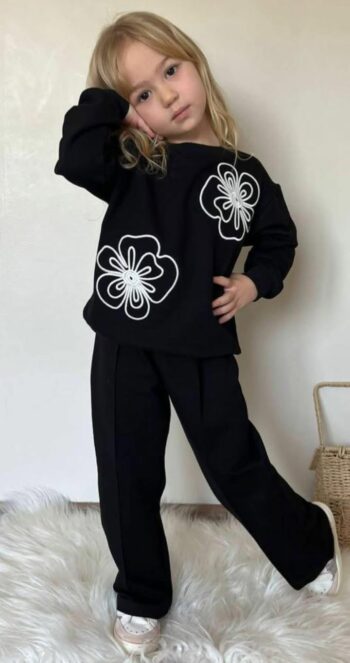Modny Dres Dziecięcy w Kwiaty